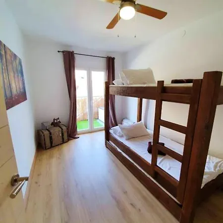 Apartment One Bedroom At 50 M Away From The With View And Furnished Terrace Empuriabrava