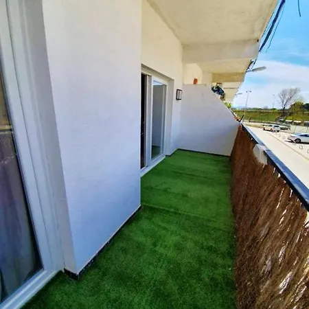 One Bedroom At 50 M Away From The With View And Furnished Terrace * Empuriabrava